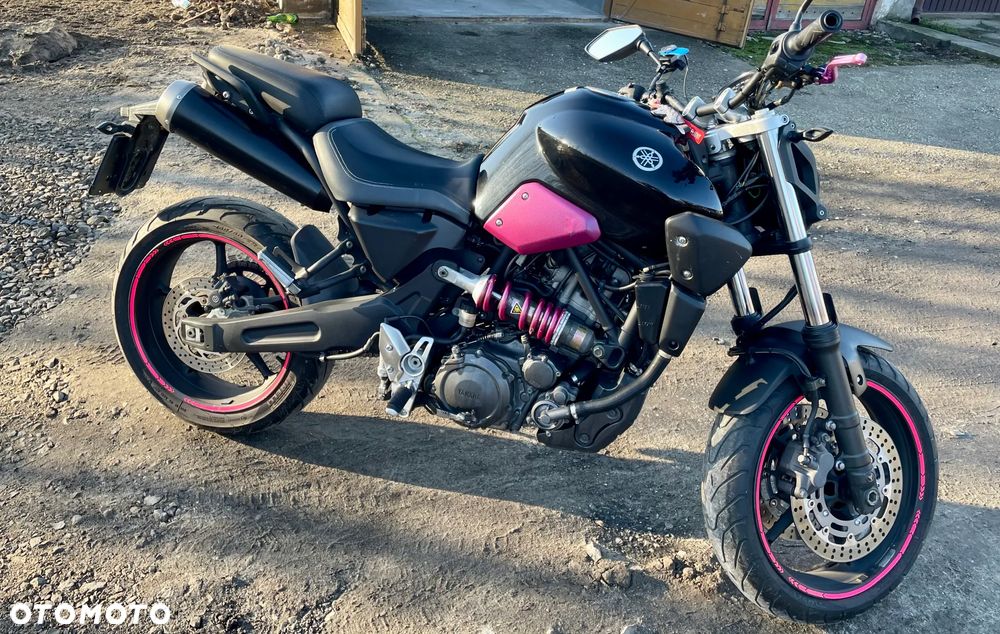 Yamaha MT - 3
