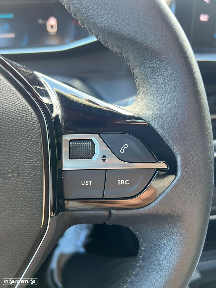 Peugeot 208 1.2 PureTech Allure - 36