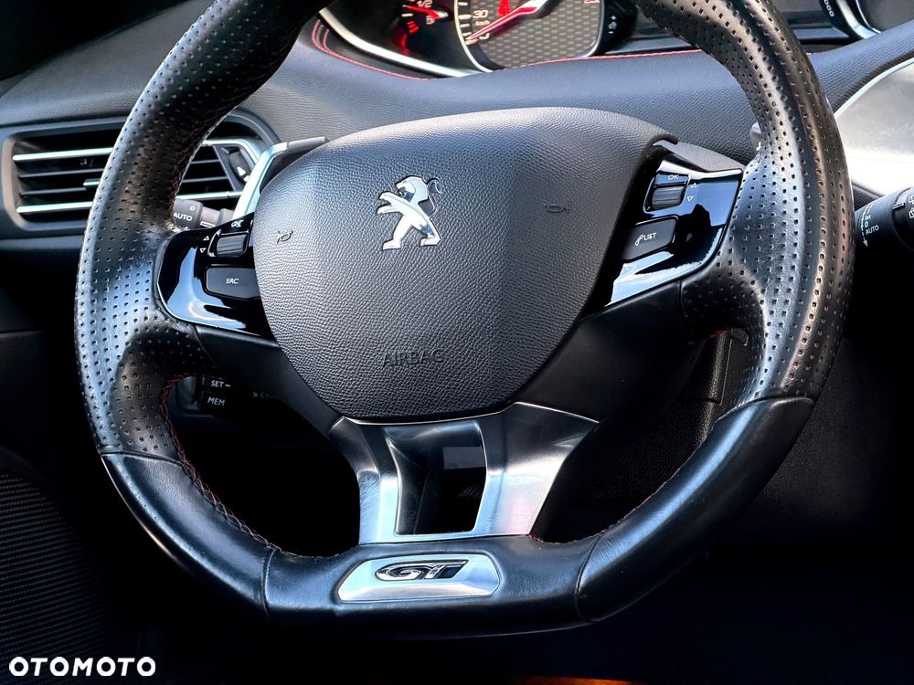 Peugeot 308 - 24