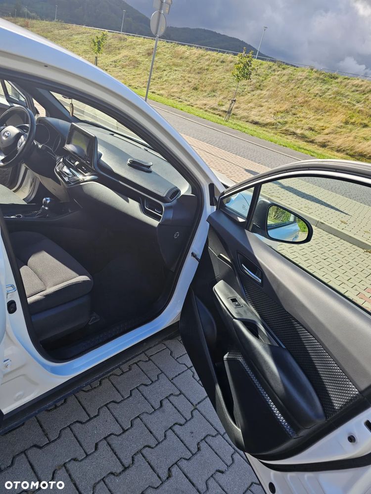 Toyota C-HR 1.8 Hybrid Premium - 9