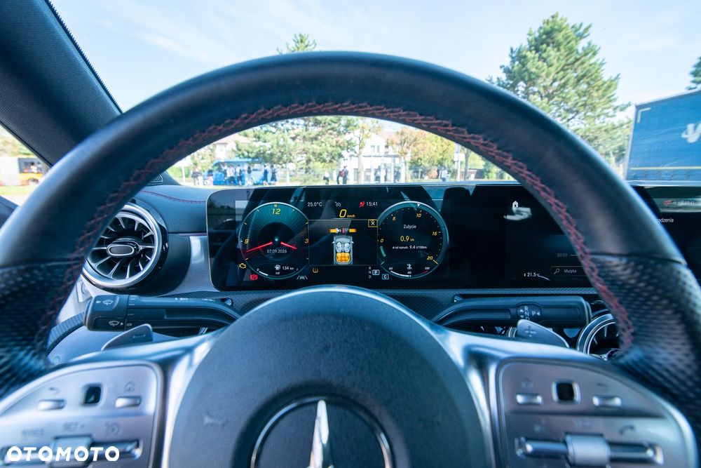 Mercedes-Benz CLA 200 4-Matic AMG Line 8G-DCT - 13