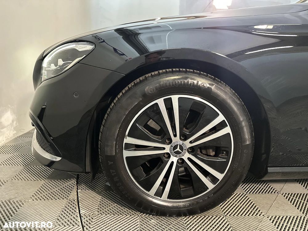 Mercedes-Benz E - 13