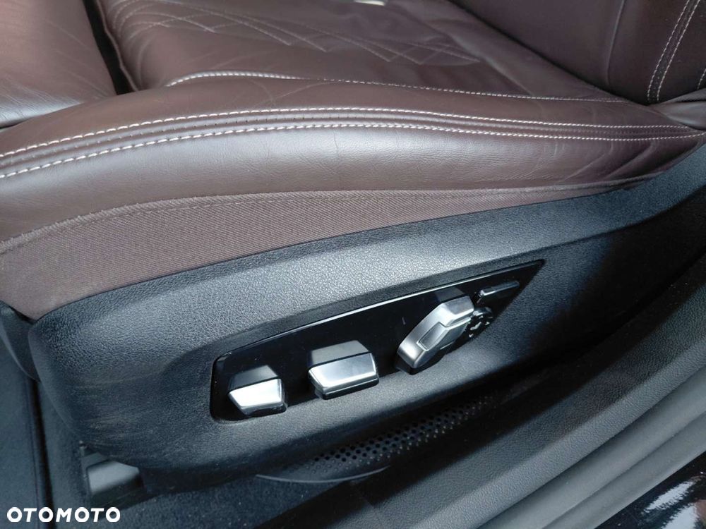 BMW 6GT - 15