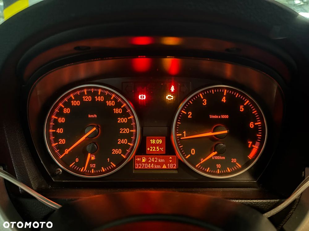 BMW Seria 3 320i - 20