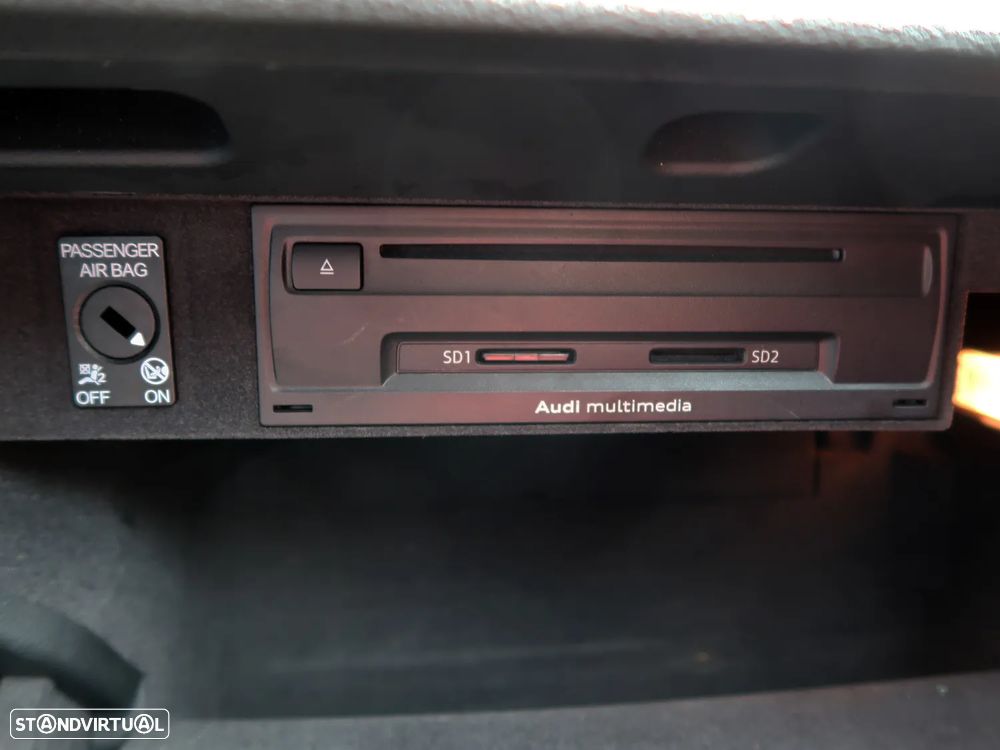 Audi A3 1.6 TDI DPF Attraction - 15