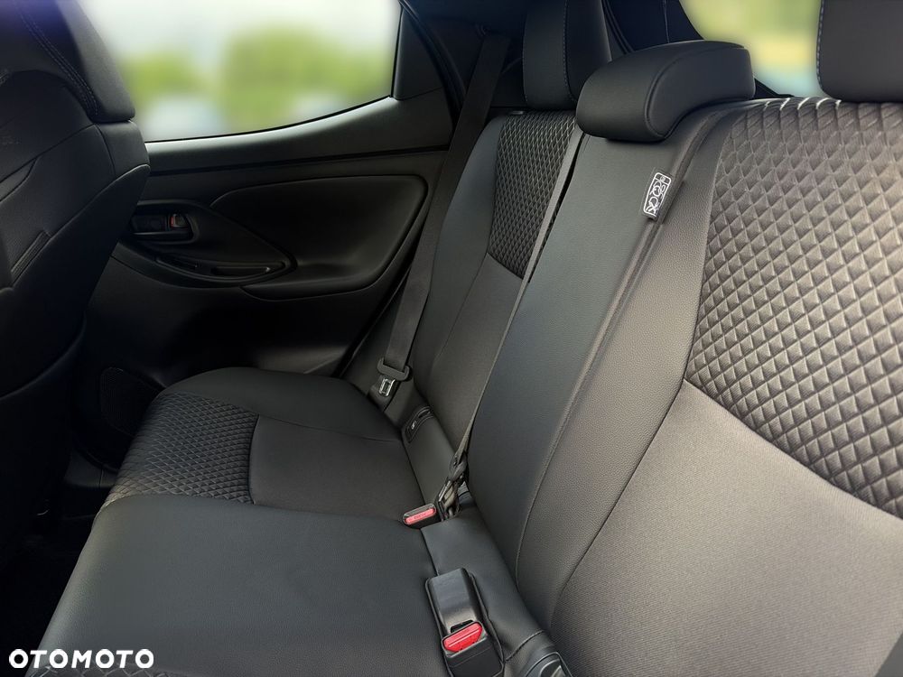 Toyota Yaris Hybrid 1.5 Premiere Edition - 15