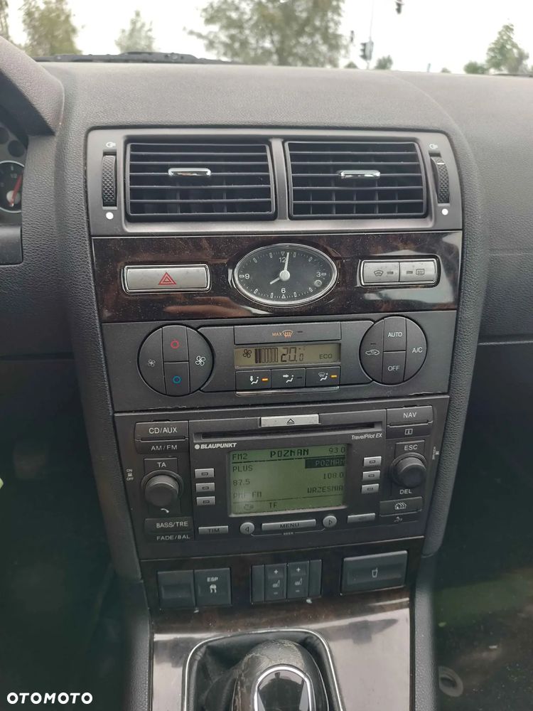 Ford Mondeo 2.0 TDCI Ghia X - 11