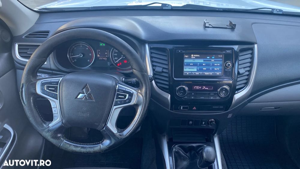 Mitsubishi L200 Double Cab M/T Intense - 9