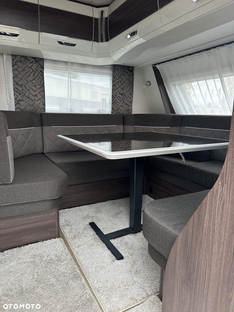 Hobby 560 FC PRESTIGE - 9