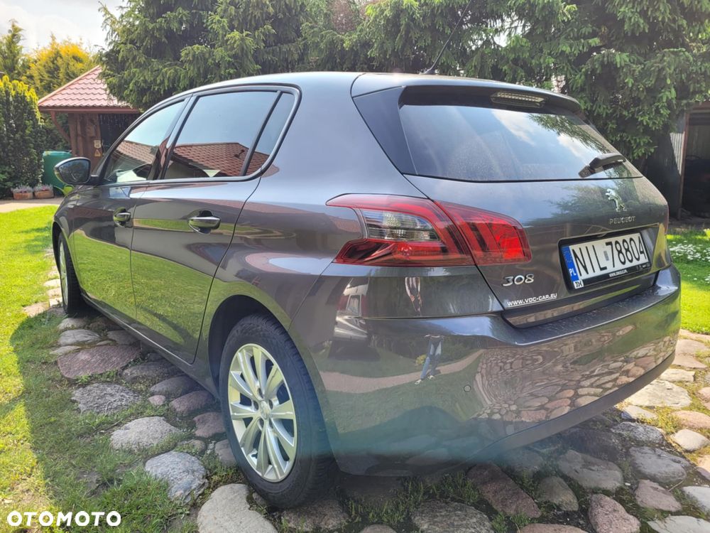 Peugeot 308 - 23