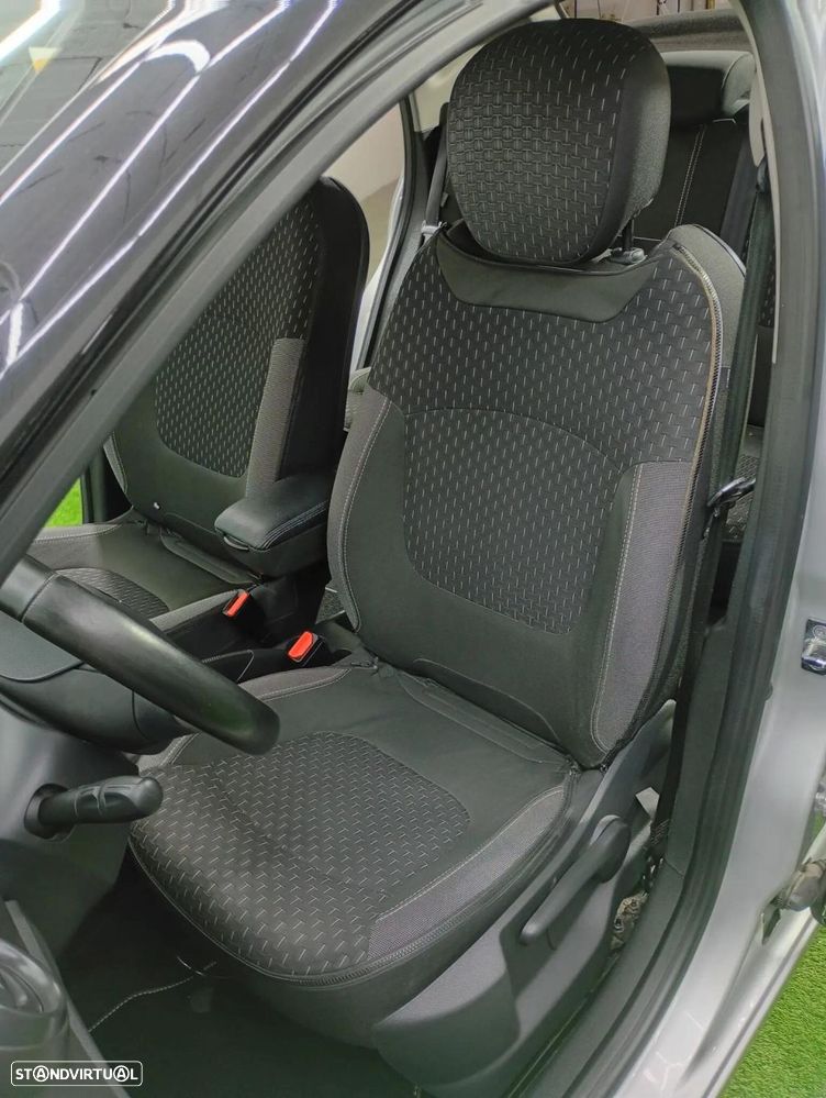 Renault Captur 0.9 TCE Exclusive - 19