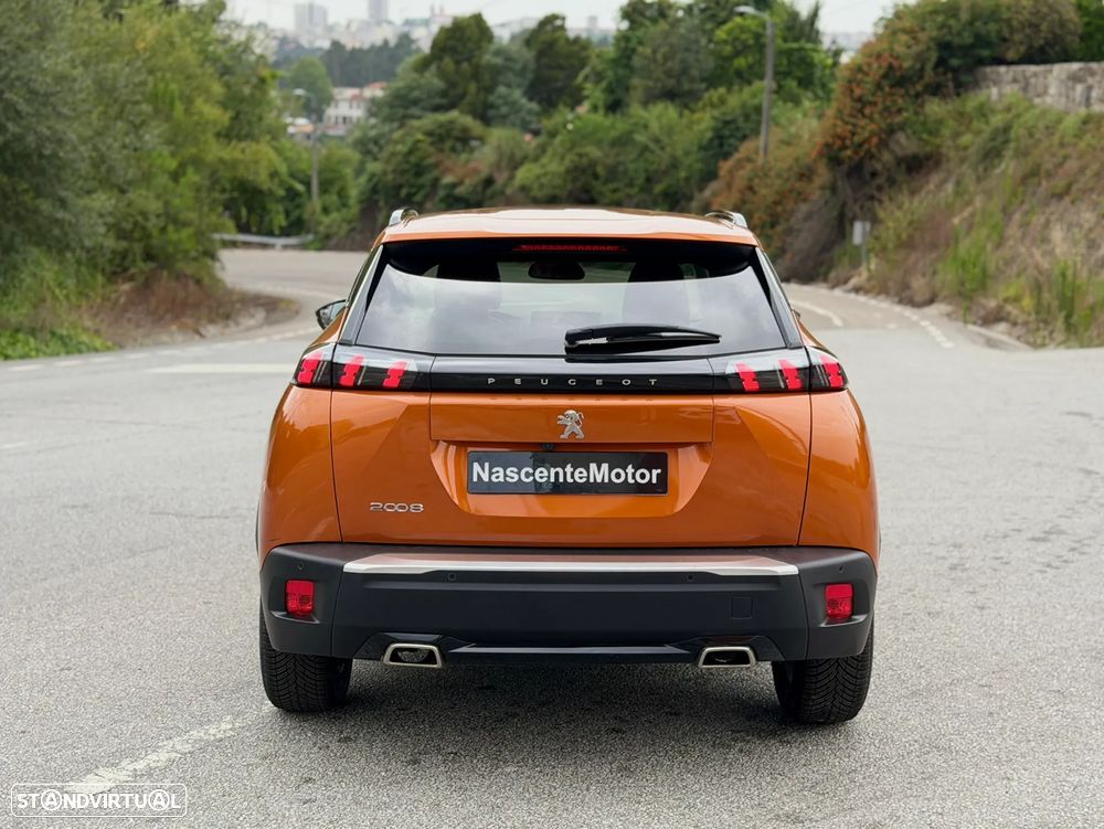 Peugeot 2008 1.2 PureTech Allure Pack EAT8 - 17