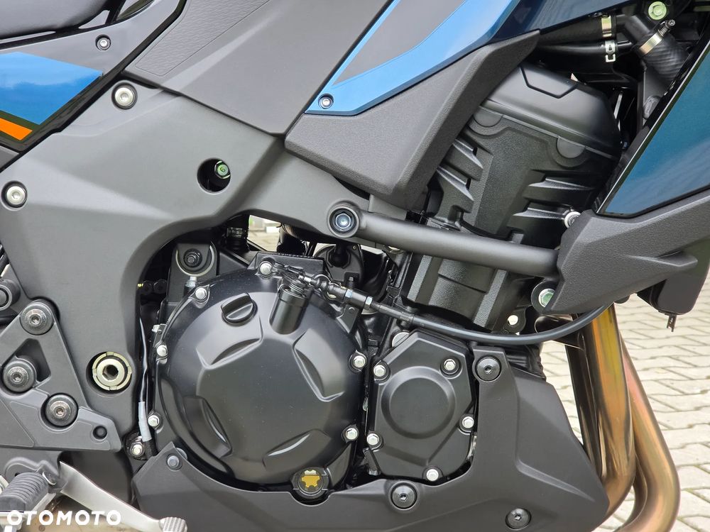 Kawasaki Versys 1000 - 12