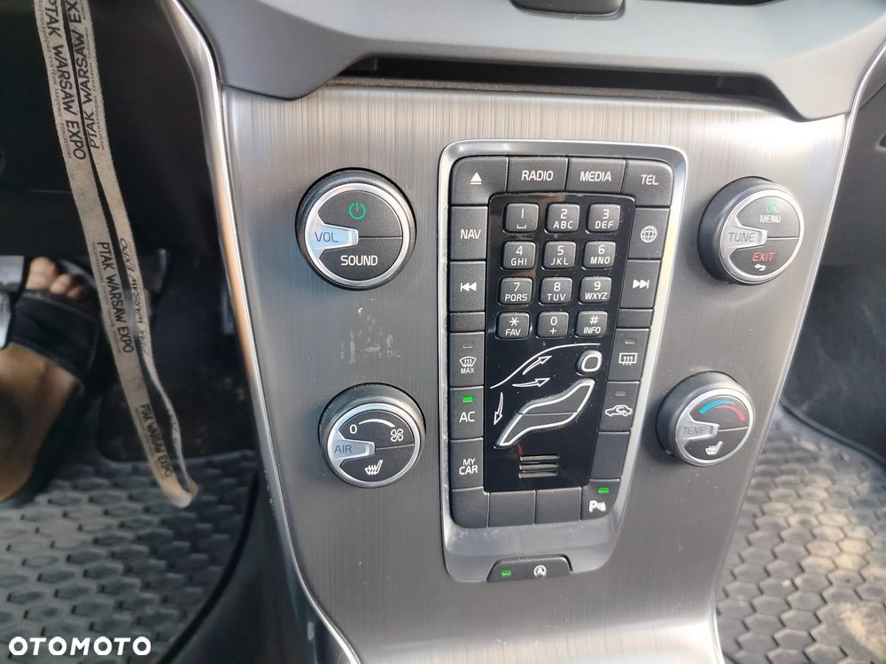 Volvo V40 - 11