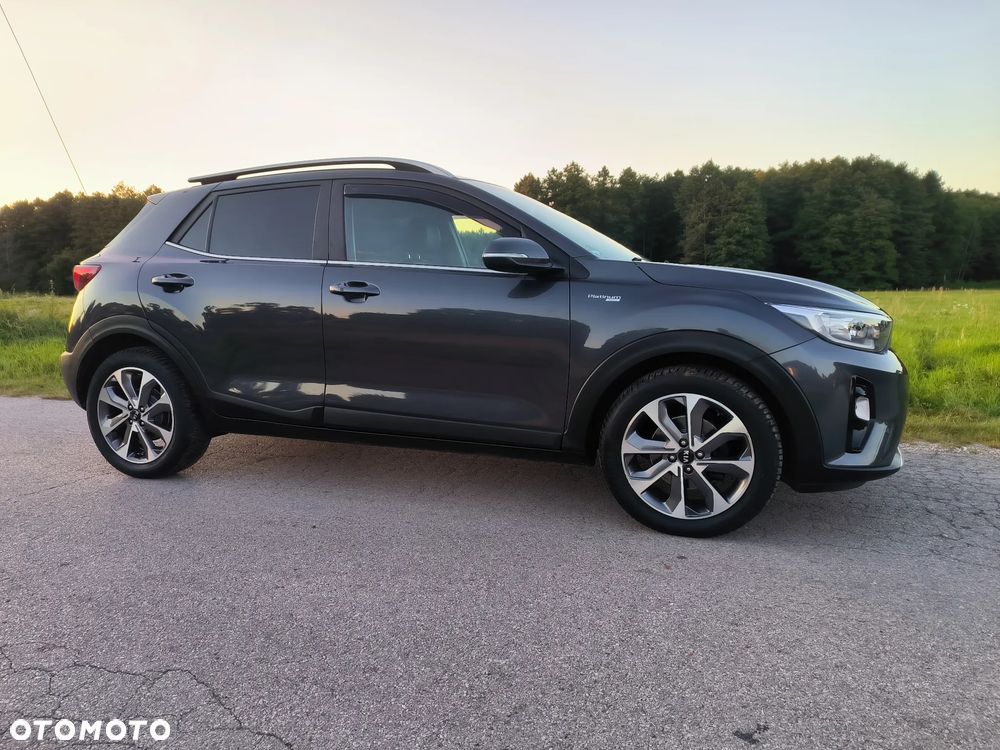 Kia Stonic - 23