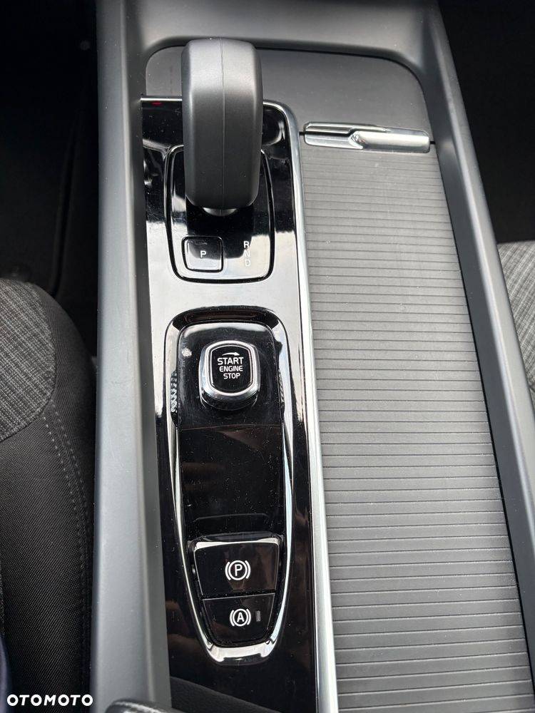 Volvo V60 B4 D Core - 19