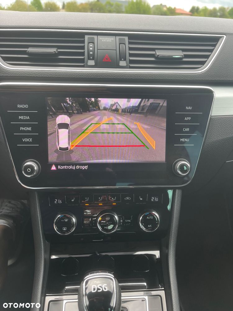 Skoda Superb 2.0 TDI DSG Style - 24