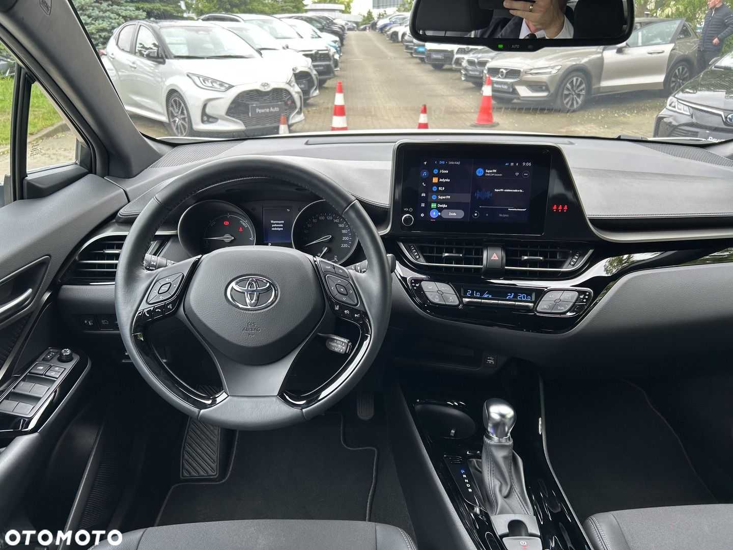 Toyota C-HR - 10