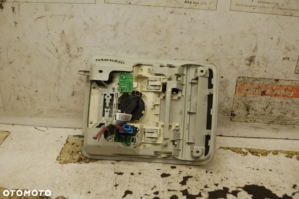 LAMPKA KABINY PRZEŁĄCZNIK DACHU PANORAMY 1K9867489A VW GOLF V KOMBI PASSAT B6 JETTA V - 3