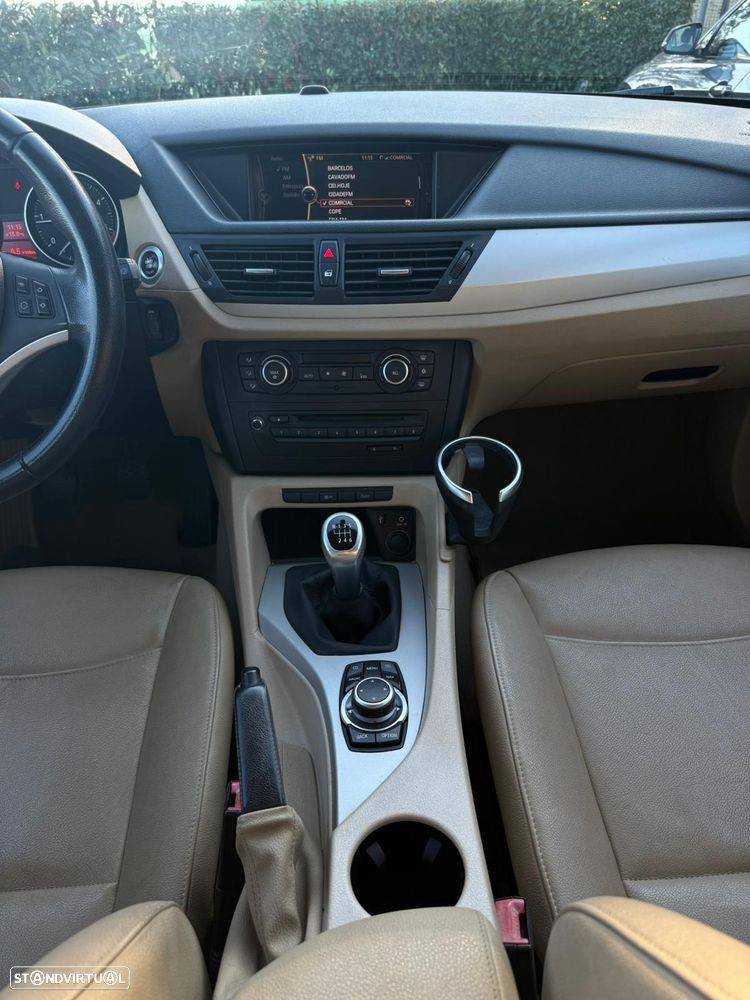 BMW X1 sDrive18d - 13