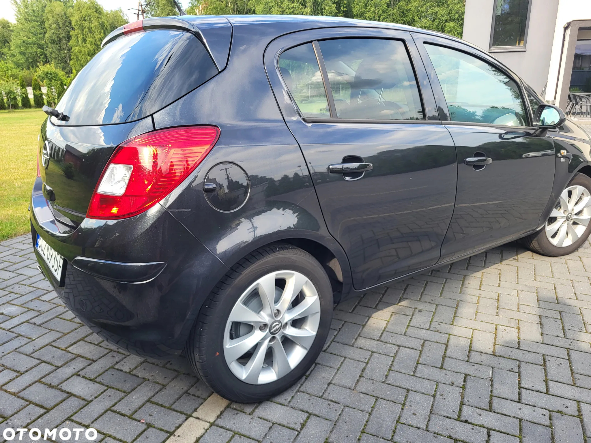 Opel Corsa 1.4 16V 150 Jahre - 6
