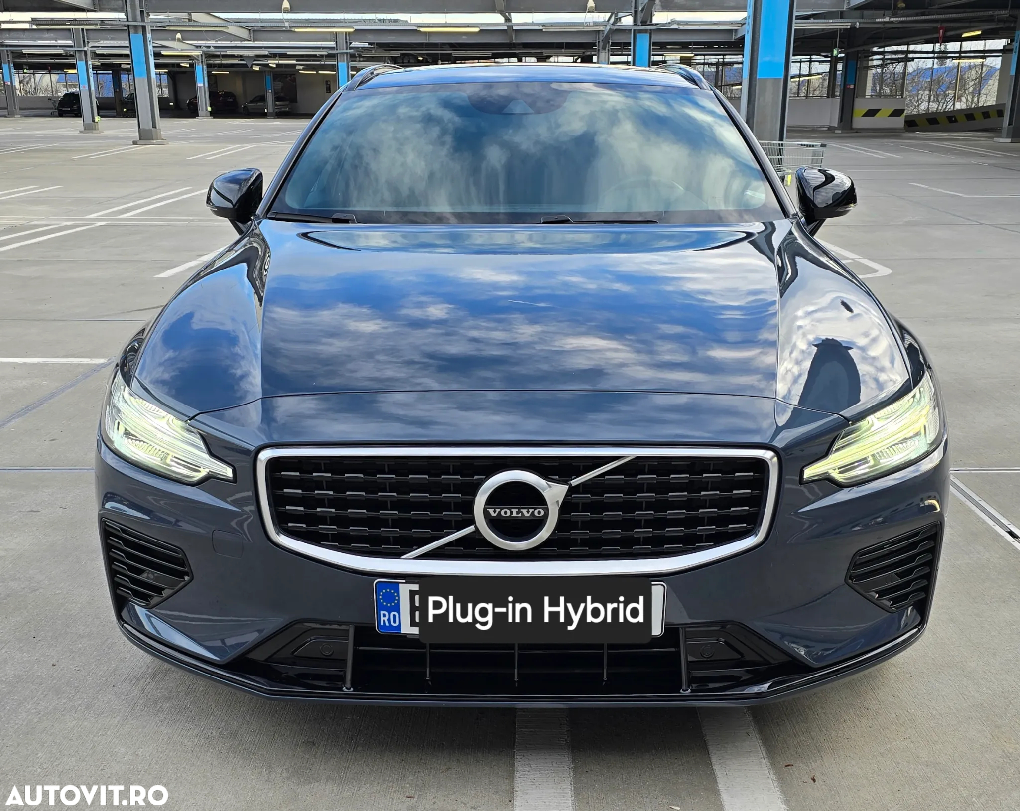 Volvo V60 T8 AWD Twin Engine Geartronic R-Design - 6