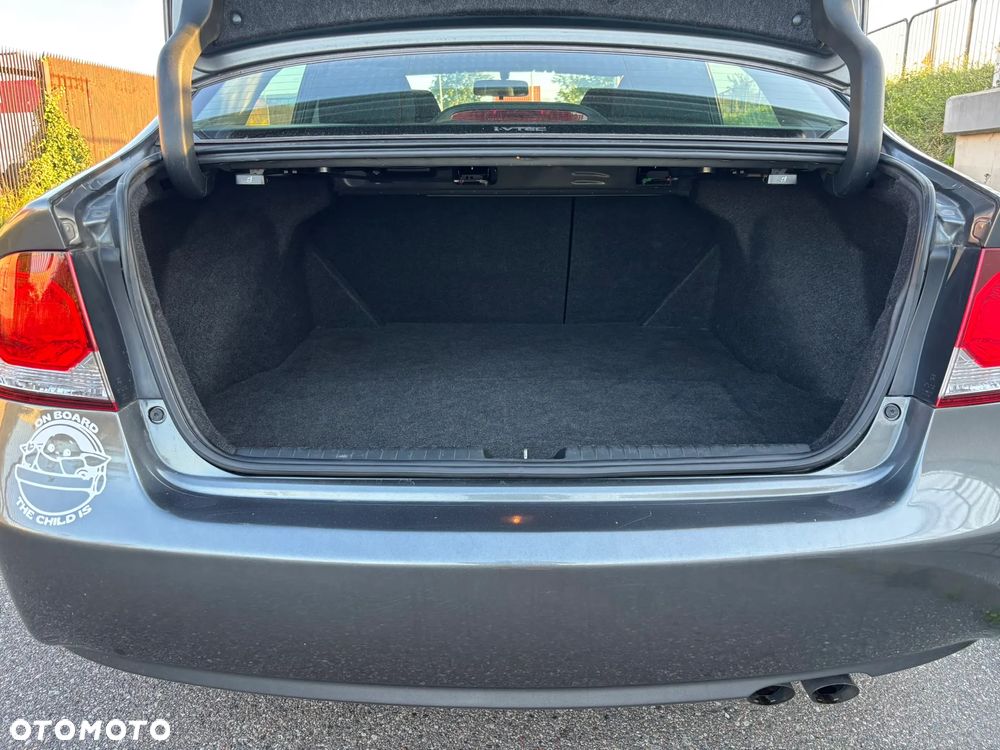 Honda Civic 1.8 Comfort - 28