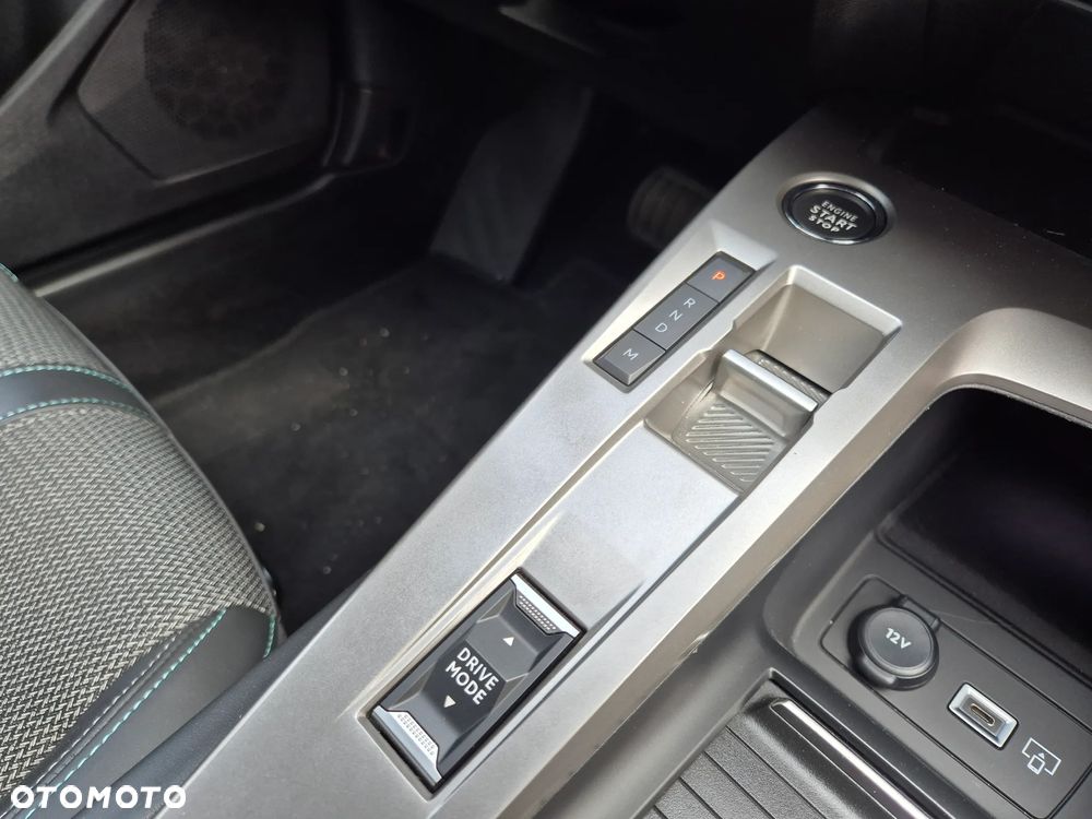 Peugeot 308 1.2 PureTech Allure S&S EAT8 - 26
