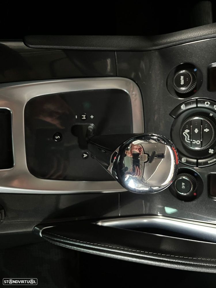 Peugeot 3008 1.6 e-HDi Allure CMP6 - 30