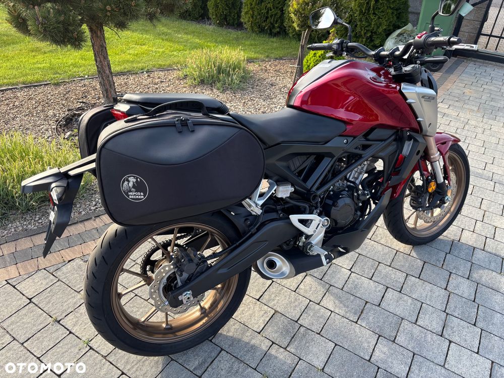 Honda CB - 16