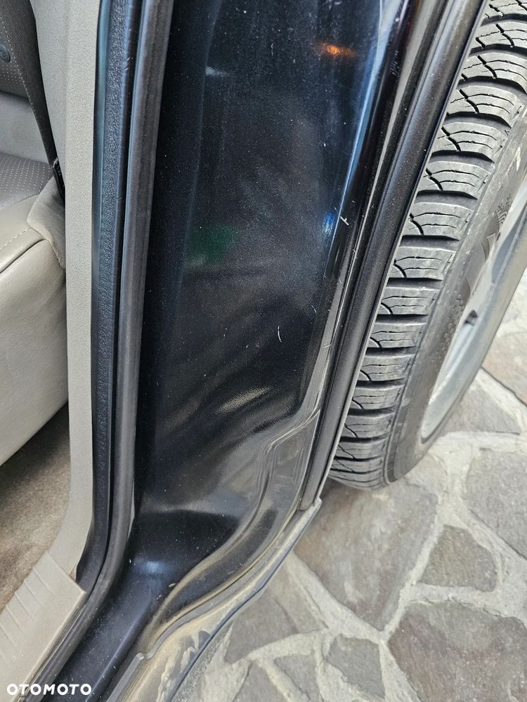 Jeep Grand Cherokee - 33
