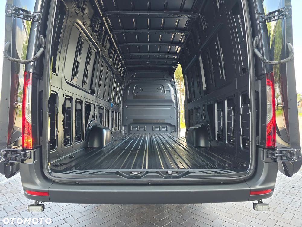 Mercedes-Benz SPRINTER 319 3.0 190KM NOWY BEZ PRZEBIEGU BOGATA OPCJA WYPOSAŻENIA SALON PL NOWY NOWY NOWY - 18