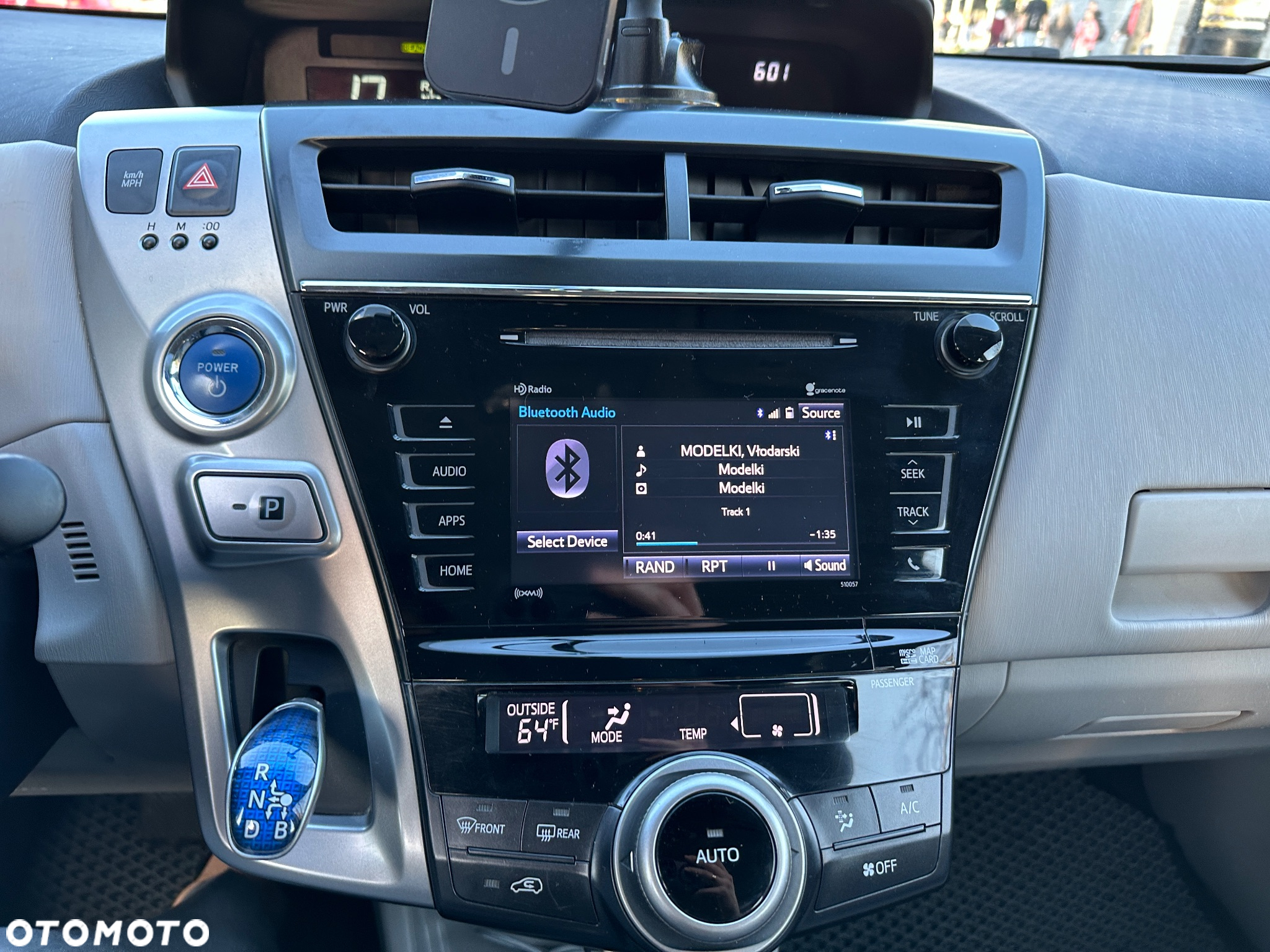 Toyota Prius+ (Hybrid) Comfort - 22