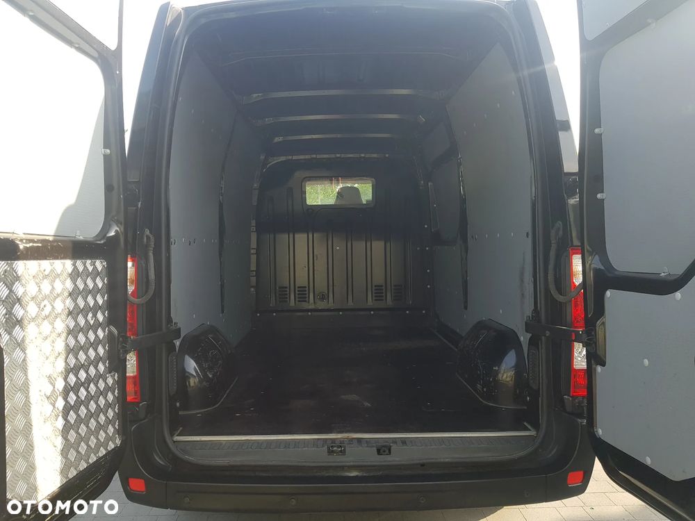 Renault 2.3dCi L2H2 3.5t Pack Clim 4d - 12