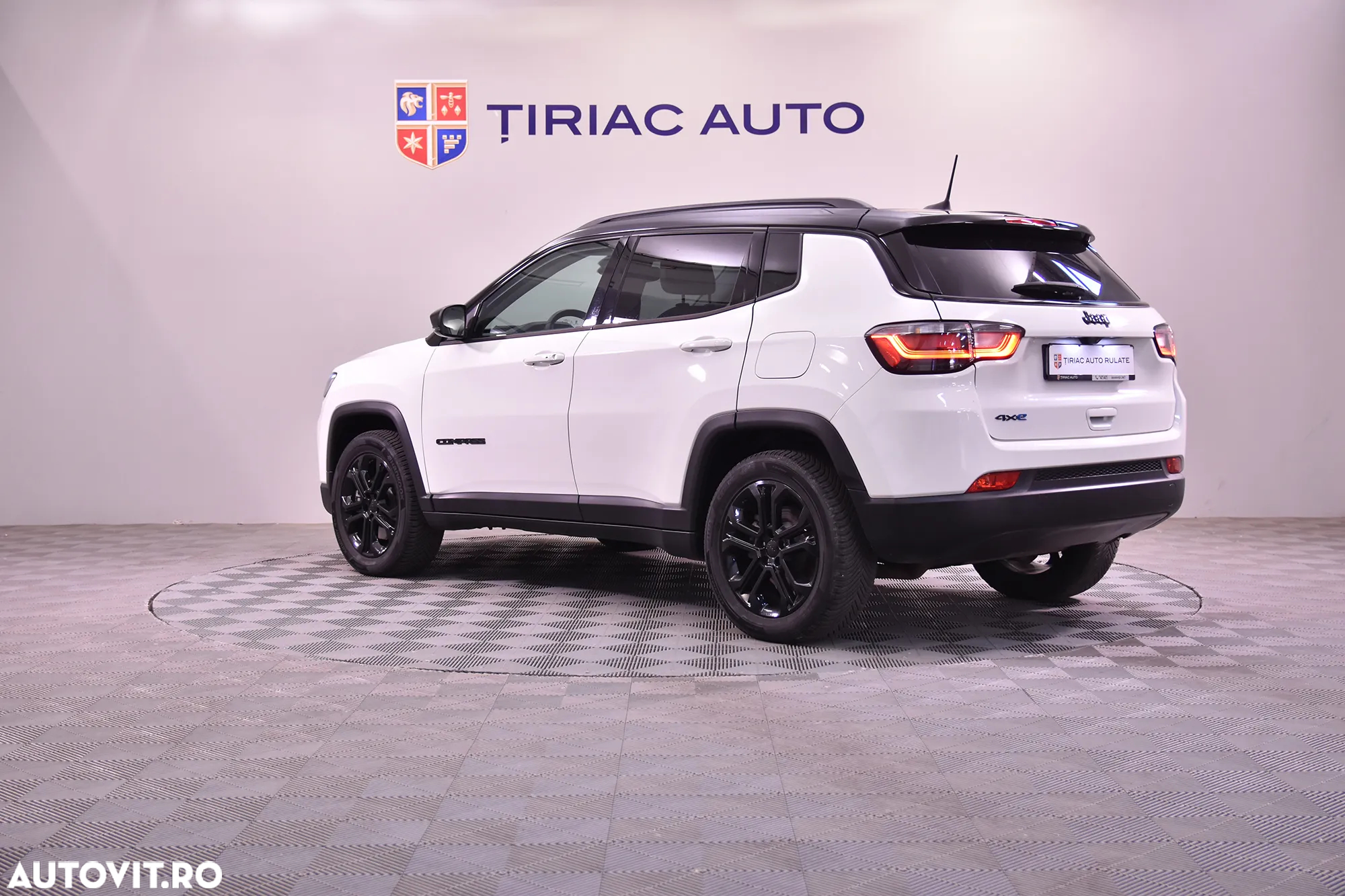 Jeep Compass - 3