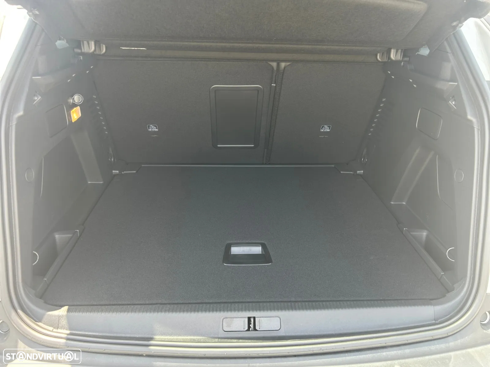 Peugeot 3008 1.6 Hybrid Allure Pack e-EAT8 - 16