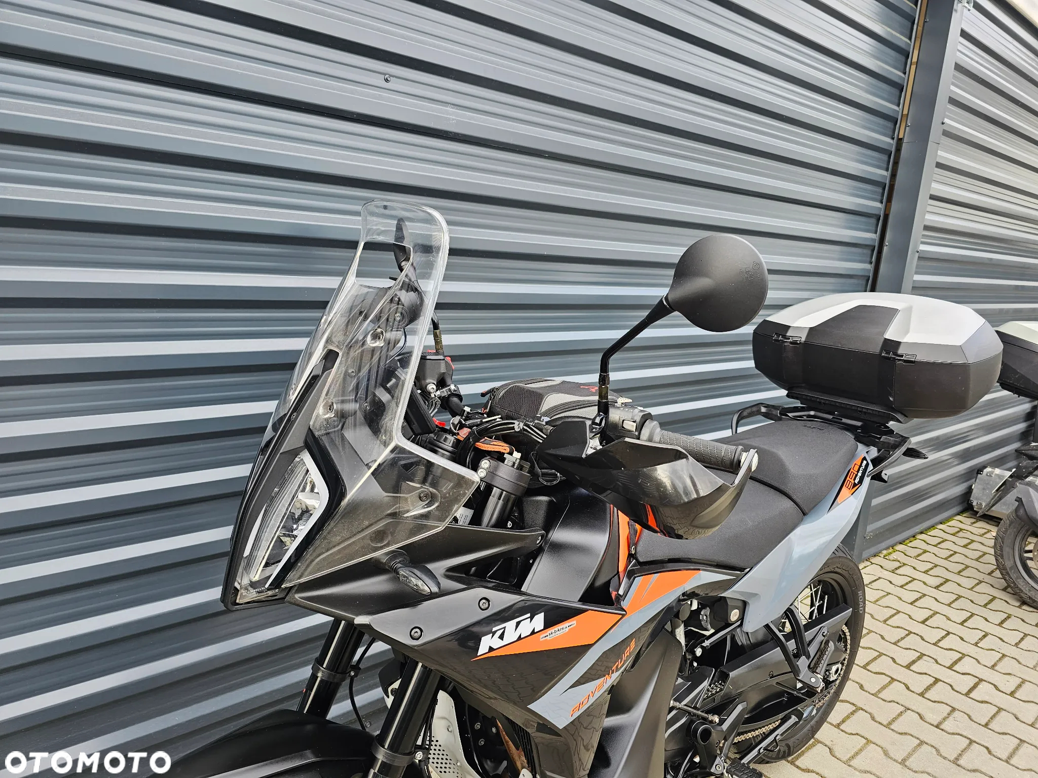 KTM Adventure - 12