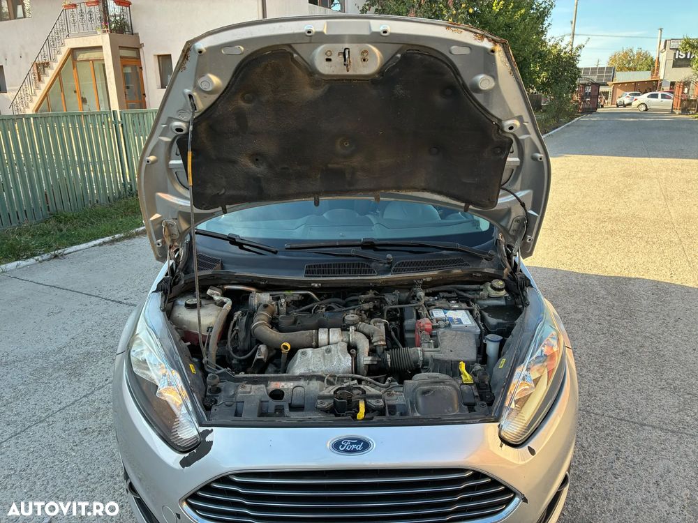 Ford Fiesta - 8