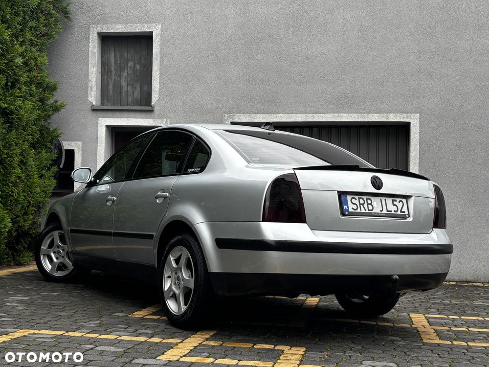 Volkswagen Passat 1.9 TDI Basis - 9