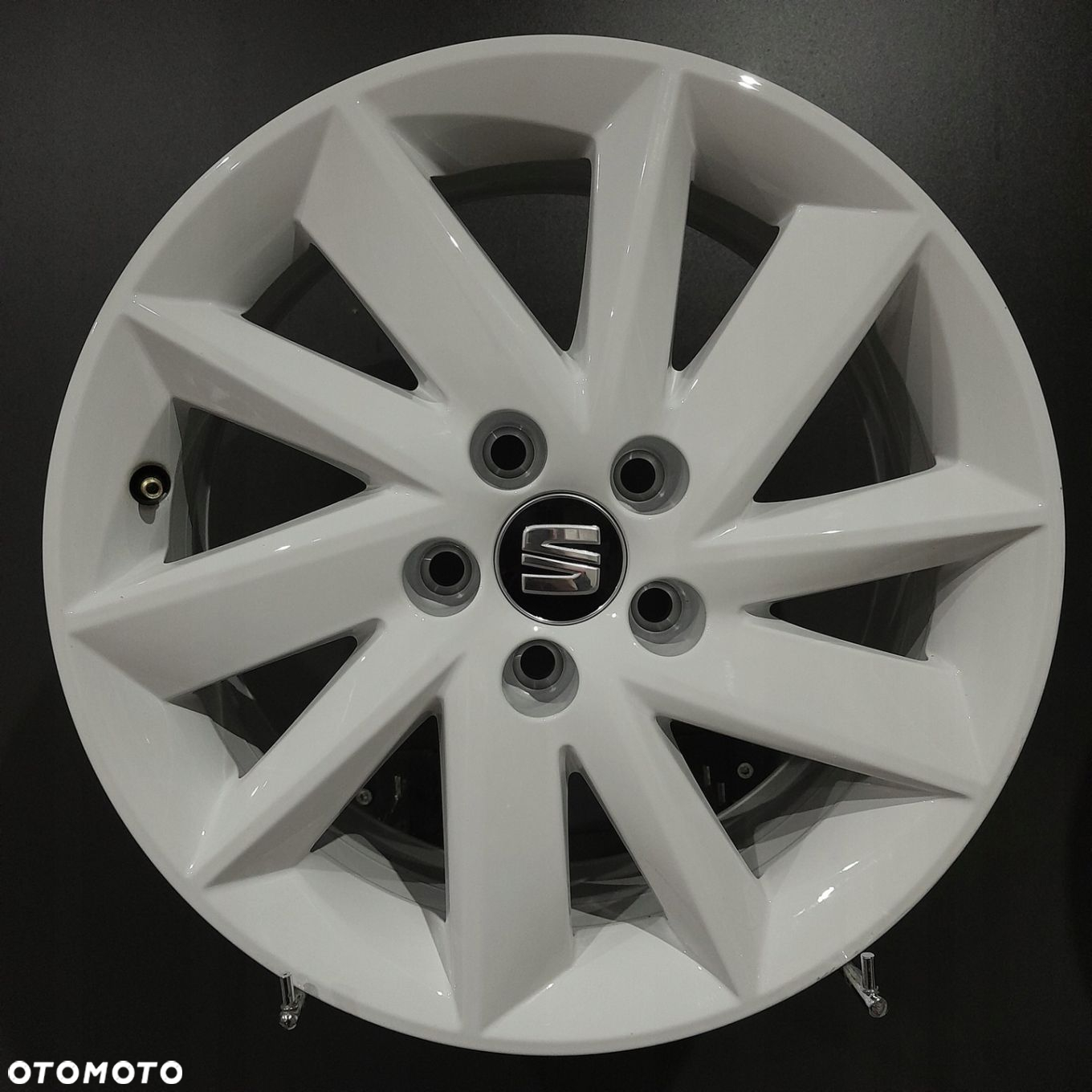 Felgi 15 5x100 Audi A3 8L, Skoda Fabia II III, Seat Ibiza F13806-43 - 5