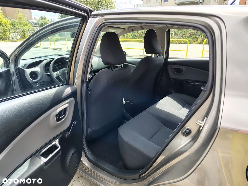 Toyota Yaris 1.0 Active - 8