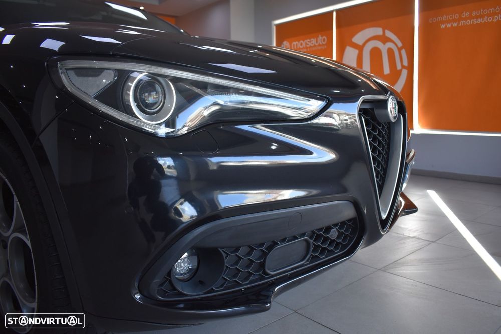Alfa Romeo Stelvio 2.2 D Super AT8 Q4 - 16