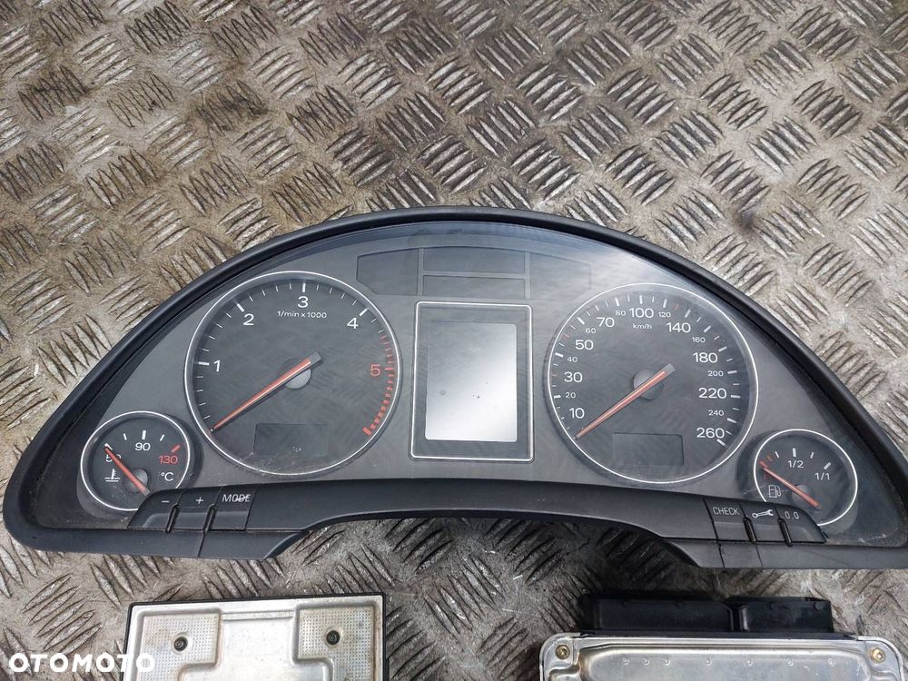 ZESTAW STARTOWY AUDI A4 B6 2.5 TDI 8E0907401 8E0907279E 4B0905851C - 7