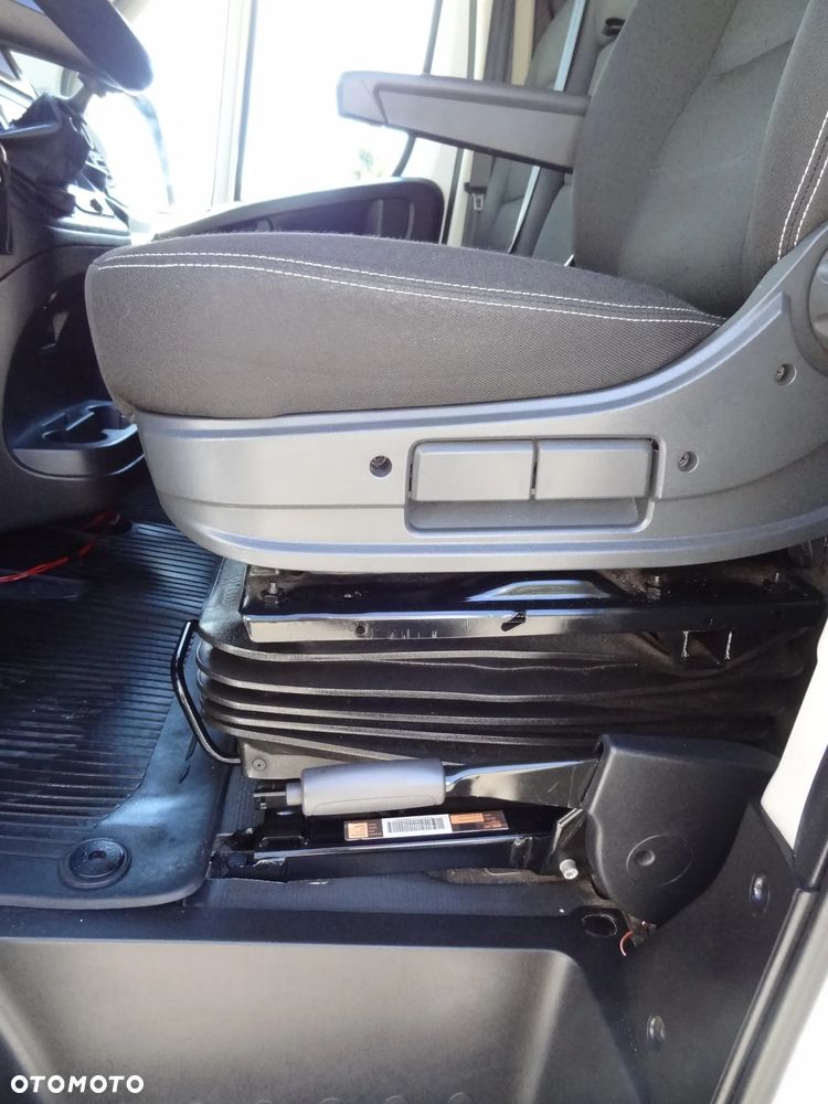 Fiat Ducato 8 MAXI L4H3 180KM 2023r - 29