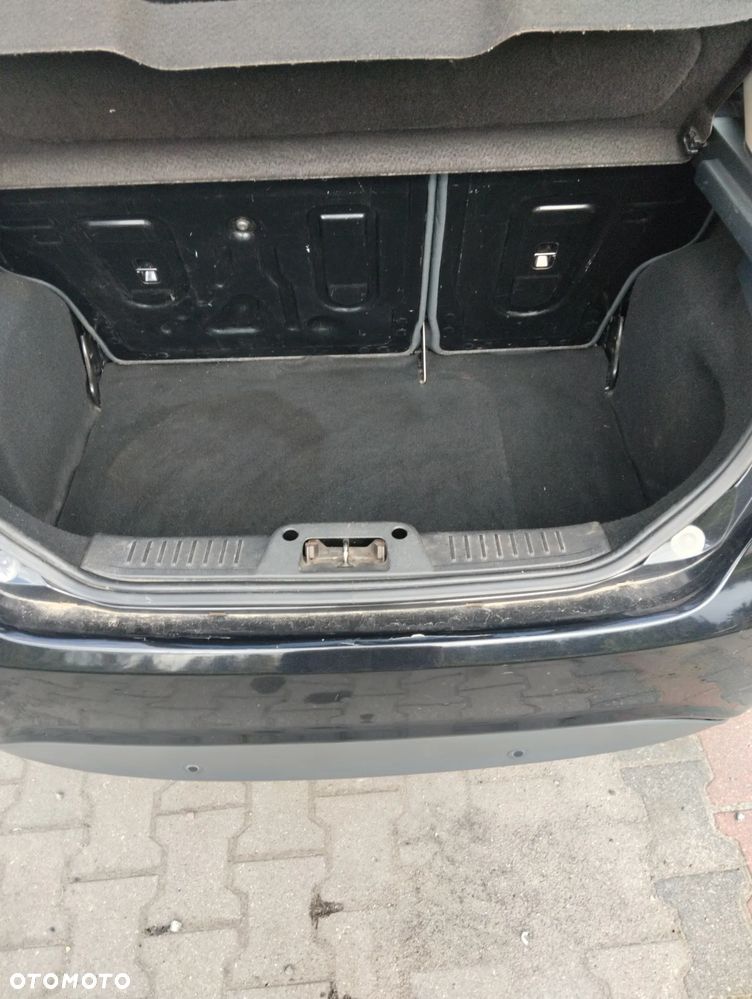Ford Fiesta 1.25 Viva - 12