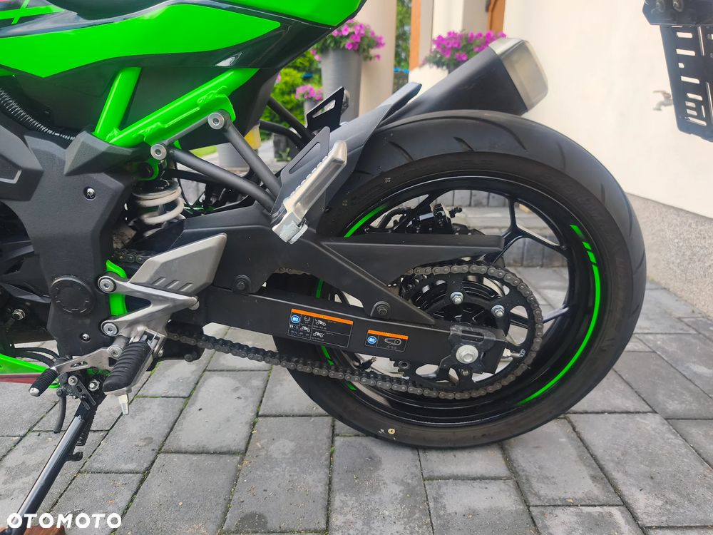 Kawasaki Ninja - 16