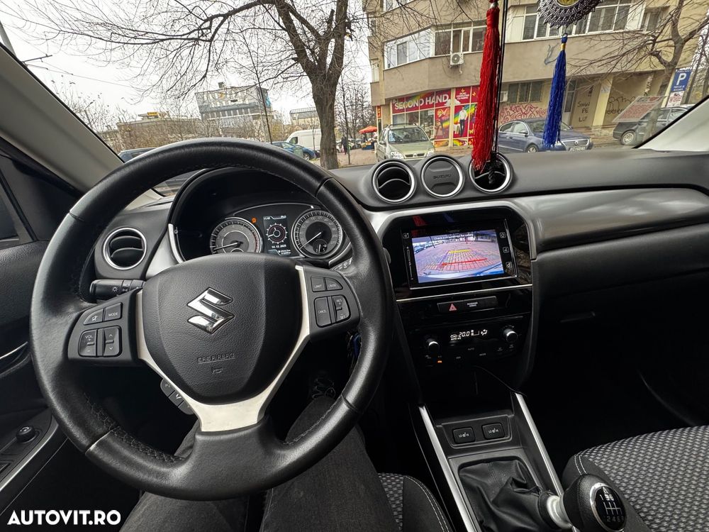 Suzuki Vitara 1.4 Passion - 17