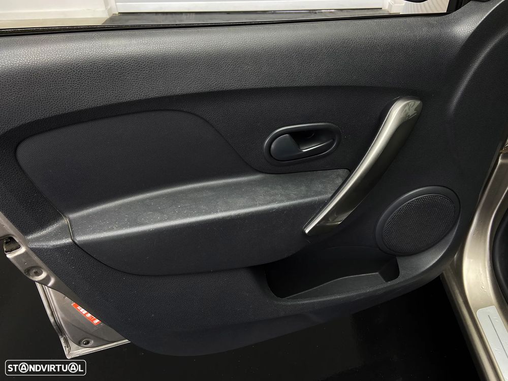 Dacia Logan MCV 1.2 16V Confort Bi-Fuel - 7