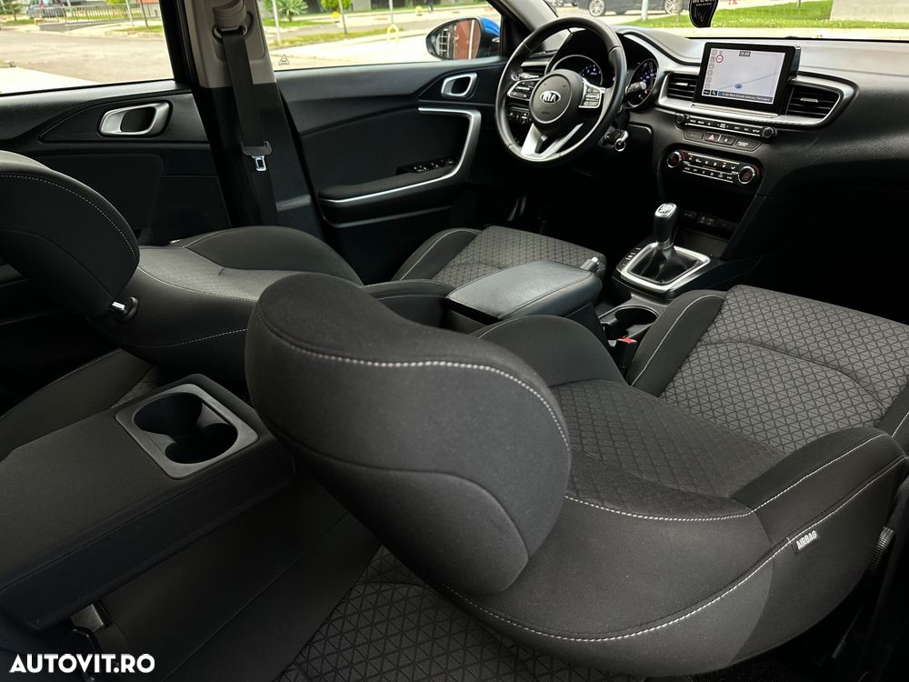 Kia Ceed 1.4 Vision - 32