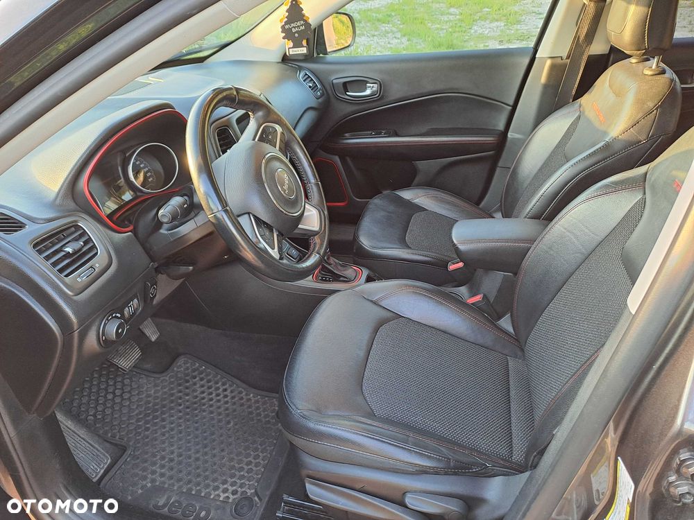Jeep Compass - 5